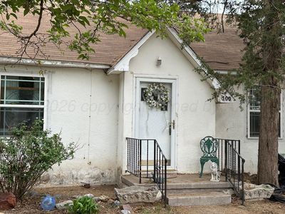 500 E 4th St