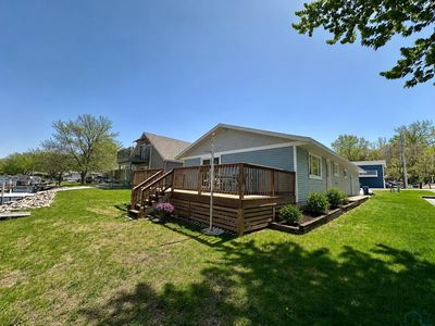 1300 Joy Loy Ln