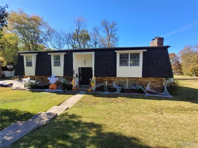 405 Bourbeuse Rd