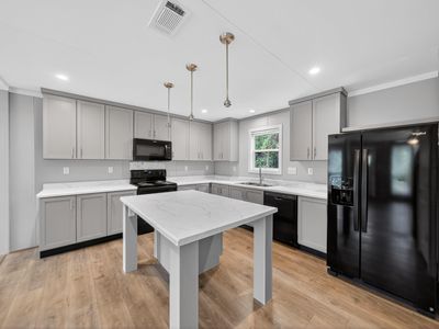 323 Neches Dr