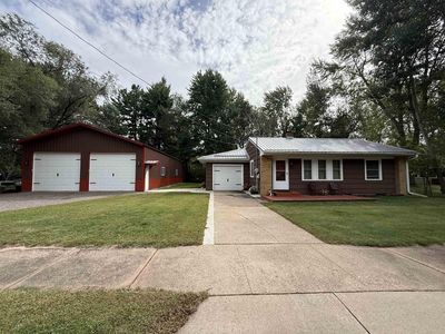 933 W 3RD STREET