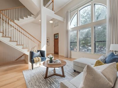 7233 Kasko Dr