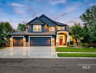 2885 S Fox Troop Pl