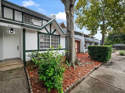 824 W 25TH STREET