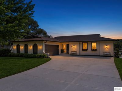 527 Waterloo Dr