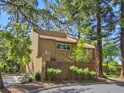 2131 Bella Casa St