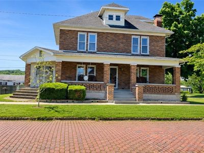 1865 Main St