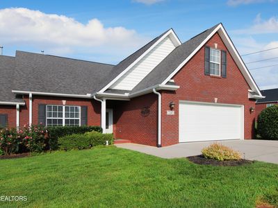 7247 Alysha Vineyard Way