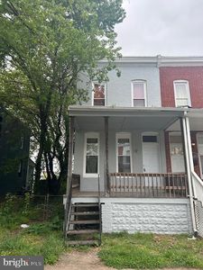 4110 Newton Ave