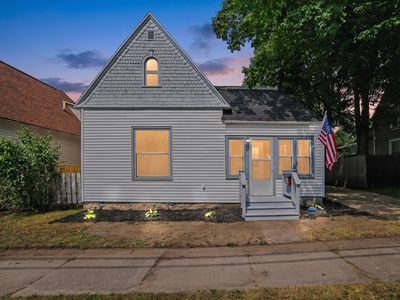 56 Ferry St