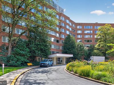 4000 Tunlaw Rd NW APT 1108