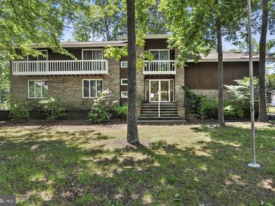 6 Winged Foot Rd