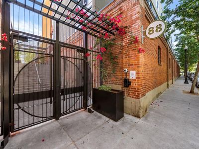 88 Bush St Unit 2206