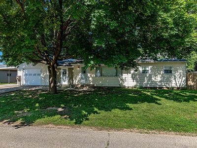 208 Douglas Ave