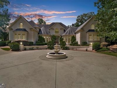 9005 Old Southwick Pass