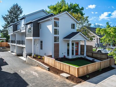95 NE 78th Ave