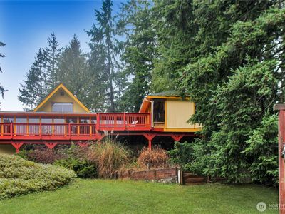 22115 Maple Drive NW