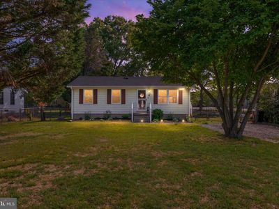 4 N Maple Ave