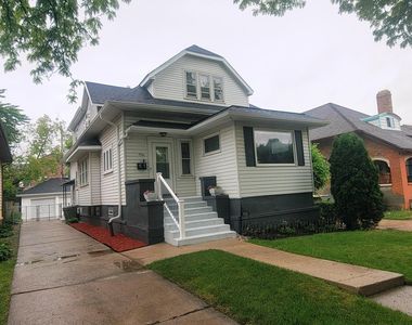 1723 S Layton BOULEVARD