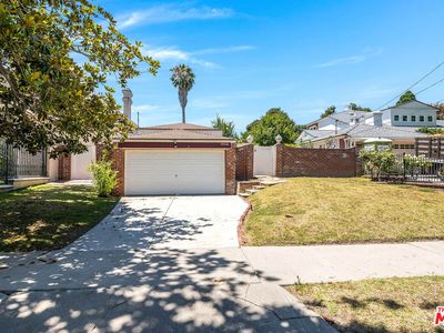 10058 Valley Spring Ln