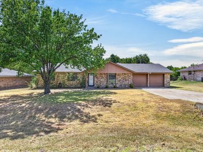 Property at 164 Creekview Dr E, Red Oak, TX