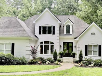 152 Thornhill Dr