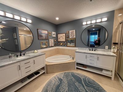 18 W Harbour Isle Drive W #102