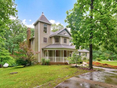 202 Briarwood Lane