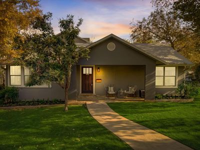1411 Burford Pl