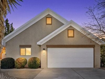 316 La Chamisal Ln NW