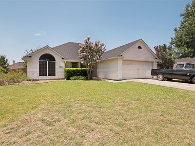 Property at 521 Wild Springs Dr, Midlothian, TX