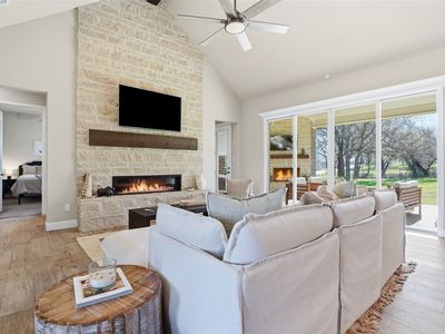 1001 Bear Creek Ranch Rd