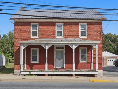 115 W Main St