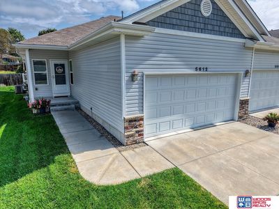5612 Barrington Cir