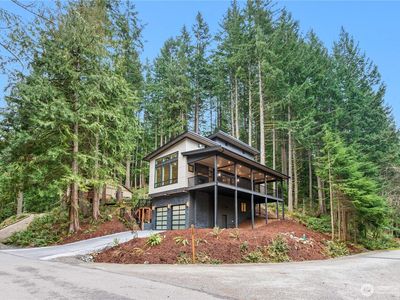 32 Bramble Way