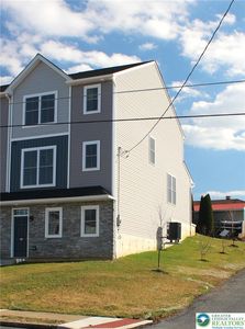 88 Hess Ave