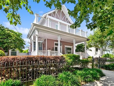 3018 Desoto St