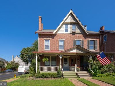 255 Dean St