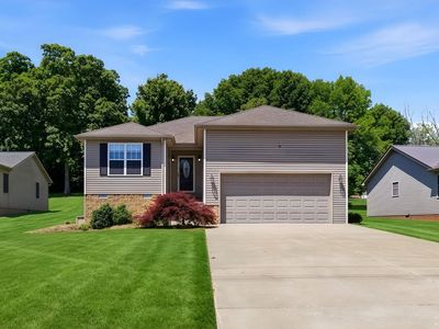 873 Linneth Dr