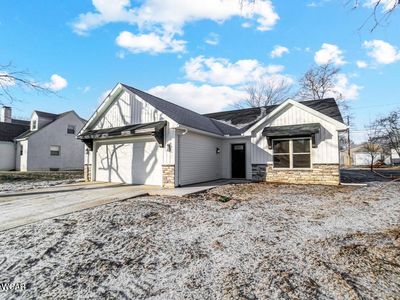 Property at 327 S Vine St, Van Wert, OH