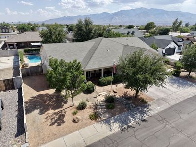 1085 W Cherokee Cir