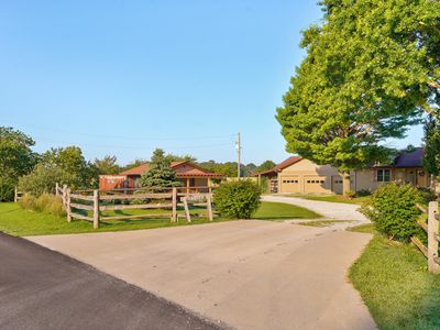 5313 S Farm Road 241