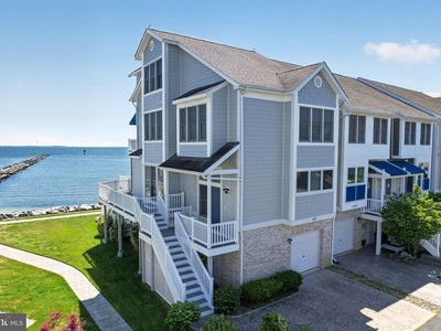 8071 Windward Key Dr