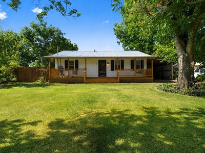 313 E Main St