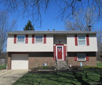 73 Foxcroft Dr