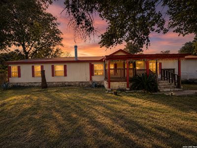 1935 Hickory Way