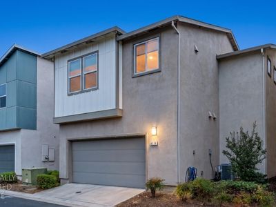 4538 Ocean Ln
