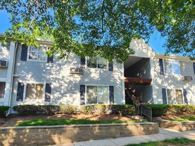 Property at 18 Steeplechase Ct, Somerset, NJ