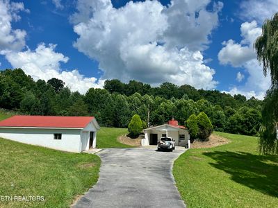 1803 Mountain View Rd