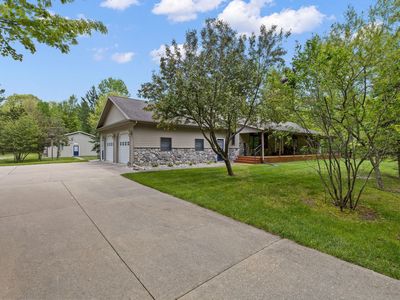 2700 N Five Mile Rd